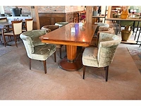 Satelliet restauranttafel met 6 stoelen