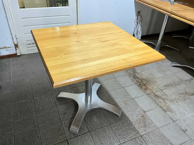 Satelliet restauranttafels (14x) - afbeelding 4 van  8