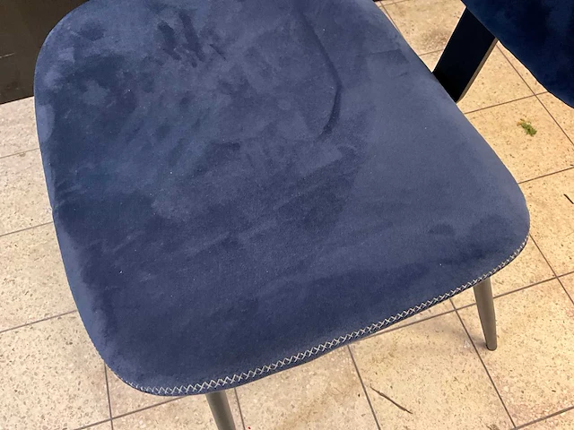 Satelliet suède restaurantstoel (5x) - afbeelding 5 van  7