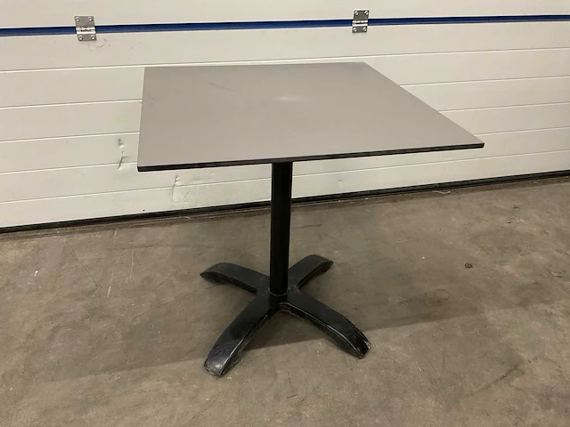 Satelliet terrastafel (4x) - afbeelding 1 van  2