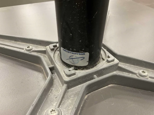 Satelliet terrastafel (4x) - afbeelding 2 van  2