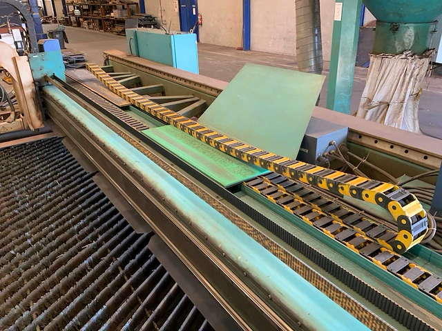 Sato satronik cnc portaal plasmasnijmachine (2x) - afbeelding 2 van  49
