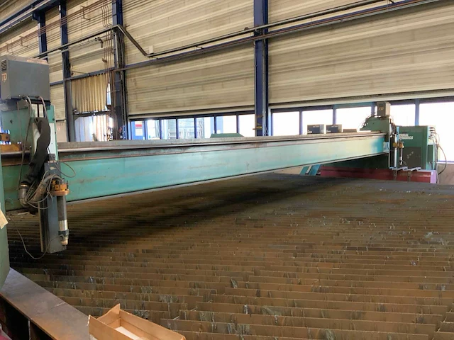 Sato satronik cnc portaal plasmasnijmachine (2x) - afbeelding 14 van  49