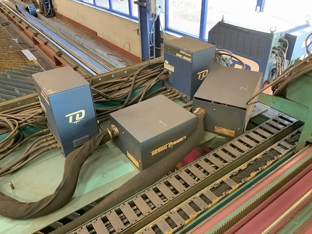 Sato satronik cnc portaal plasmasnijmachine (2x) - afbeelding 24 van  49