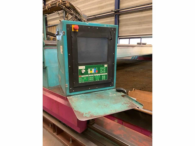 Sato satronik cnc portaal plasmasnijmachine (2x) - afbeelding 25 van  49