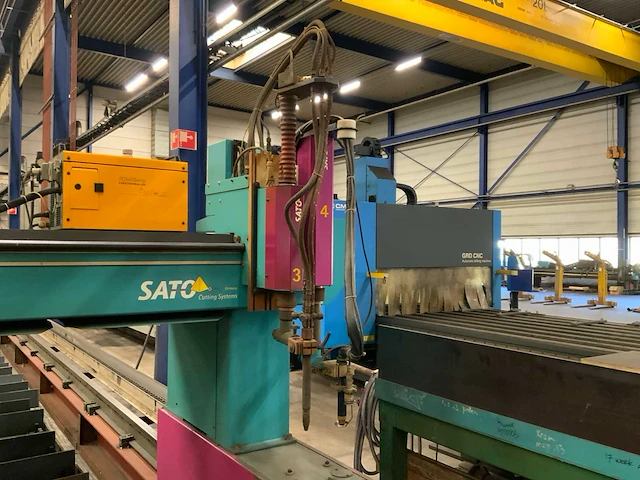 Sato satronik cnc portaal plasmasnijmachine (2x) - afbeelding 10 van  34