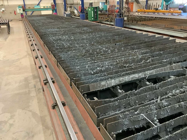 Sato satronik cnc portaal plasmasnijmachine (2x) - afbeelding 18 van  34
