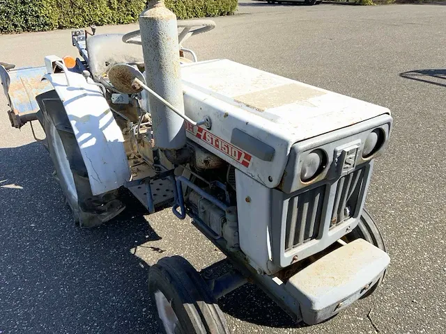 Satoh st-1510 smalspoor- en compacttractor - afbeelding 7 van  19