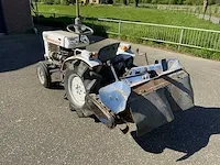 Satoh st-1510 smalspoor- en compacttractor - afbeelding 14 van  19
