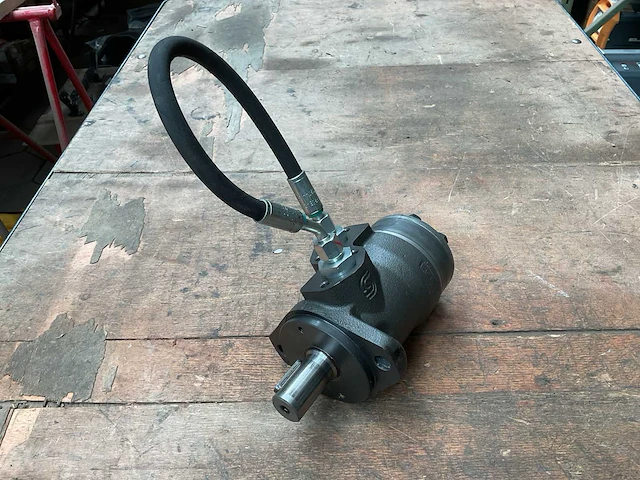 Sauer danfoss omp160 hydraulische motor (2x) - afbeelding 1 van  4