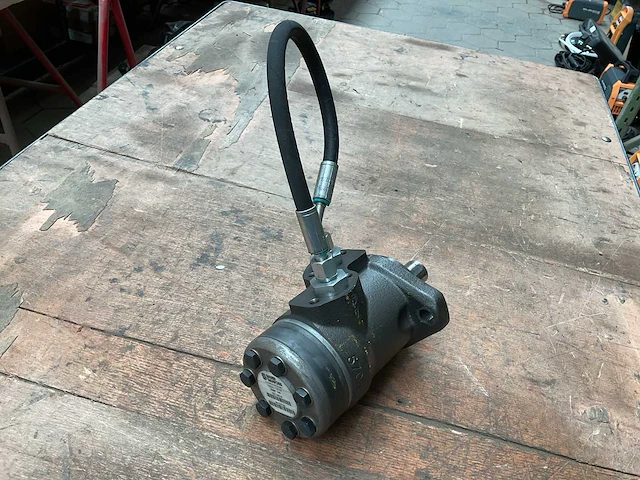 Sauer danfoss omp160 hydraulische motor (2x) - afbeelding 3 van  4
