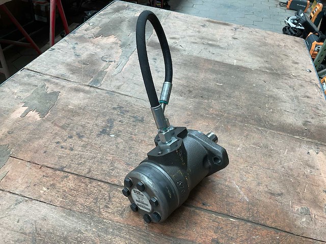 Sauer danfoss omp160 hydraulische motor - afbeelding 3 van  4