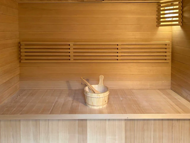 Sauna met kachel - rechthoekig 206x183 cm - afbeelding 4 van  4