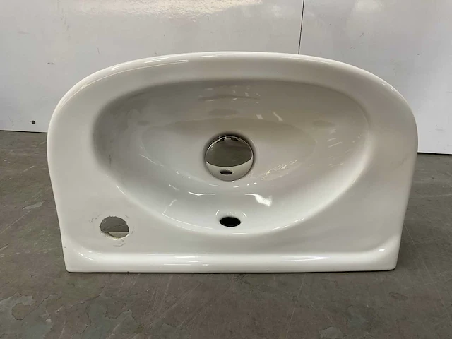 Saval hangend toilet met wastafel en overige badkamer onderdelen - afbeelding 3 van  8