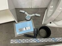 Saval hangend toilet met wastafel en overige badkamer onderdelen - afbeelding 7 van  8