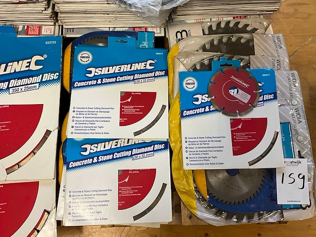 Saw blade - afbeelding 7 van  7