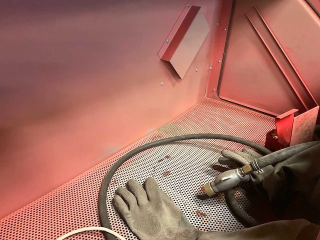 Sbc 420 straalcabine - afbeelding 4 van  5