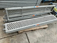 Scafom rux en12811-1 stalen roostervloer (7x) - afbeelding 1 van  9