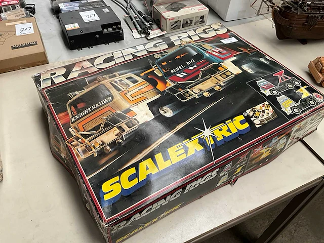 Scaletric racing rigs racebaan - afbeelding 1 van  7