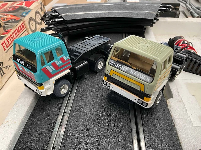 Scaletric racing rigs racebaan - afbeelding 4 van  7