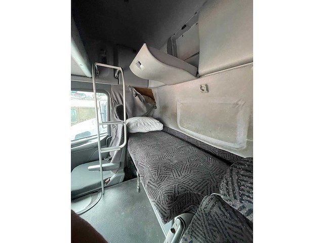 Scania - 164l 480 - vrachtwagen - afbeelding 8 van  52