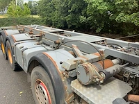 Scania - 2005 - r500 - trekkerchassis met haakarmvoorbereiding / containerframe - afbeelding 30 van  63