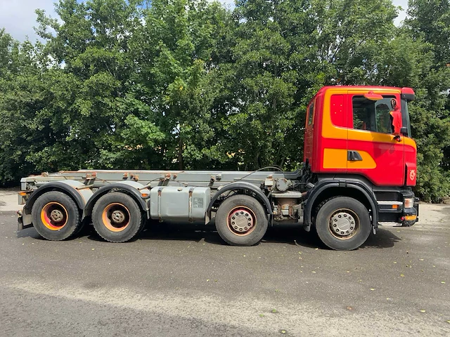 Scania - 2005 - r500 - trekkerchassis met haakarmvoorbereiding / containerframe - afbeelding 34 van  63