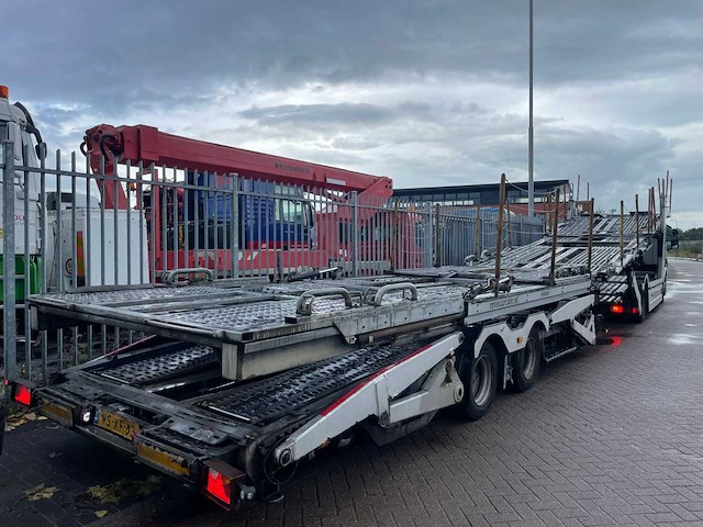 Scania - 2006 - p380 car carrier groenewold ecotrans 9 cars - vrachtwagen - afbeelding 2 van  17