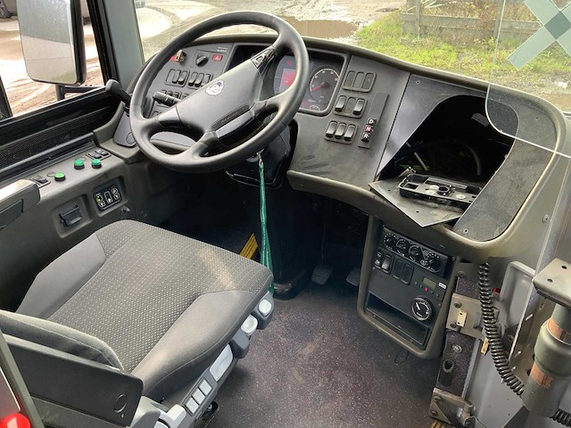 Scania - 2011 - dc09030x - omnilink - personenbus - afbeelding 18 van  19