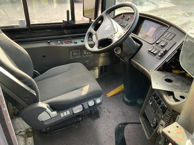 Scania - 2011 - dc09030x - omnilink - personenbus - afbeelding 2 van  24