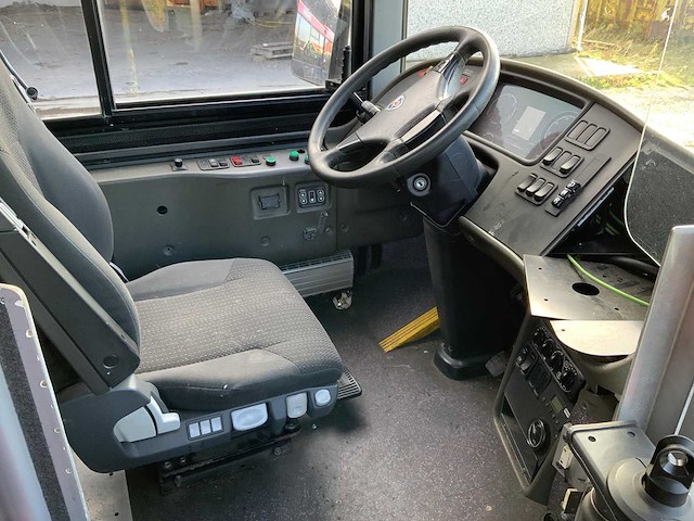 Scania - 2011 - dc09030x - omnilink - personenbus - afbeelding 5 van  28