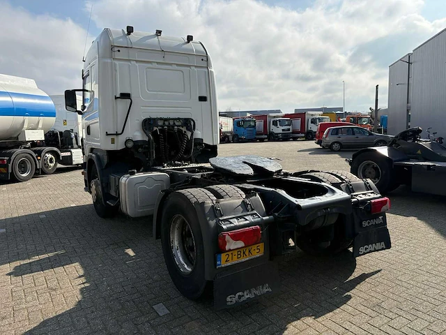 Scania - r400 highline - vrachtwagen - afbeelding 9 van  16