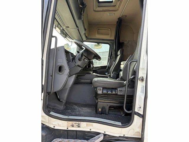 Scania - r400 highline - vrachtwagen - afbeelding 16 van  16