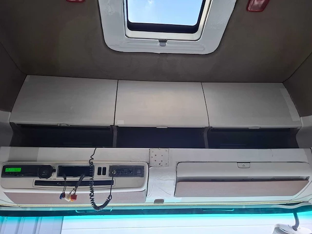Scania - r500 v8 - vrachtwagen - afbeelding 7 van  27