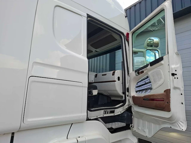 Scania - r500 v8 - vrachtwagen - afbeelding 10 van  27