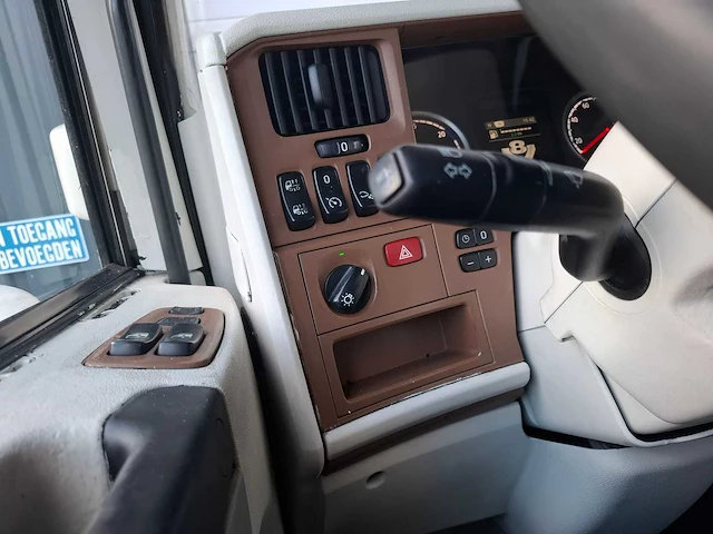 Scania - r500 v8 - vrachtwagen - afbeelding 27 van  27