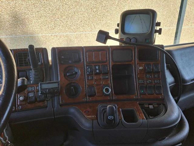 Scania - t144ga 530 v8 torpedo - vrachtwagen - afbeelding 4 van  27