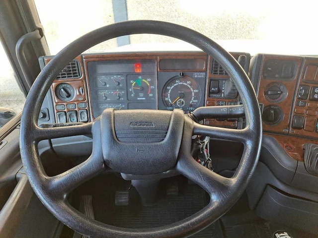 Scania - t144ga 530 v8 torpedo - vrachtwagen - afbeelding 27 van  27
