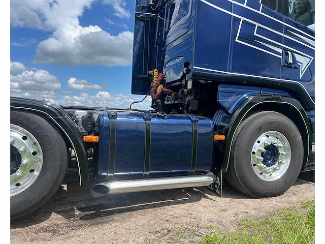 Scania - vrachtwagen - afbeelding 12 van  28