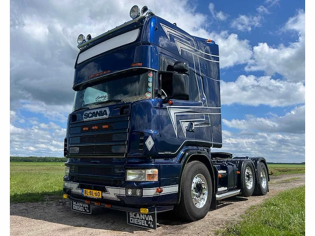 Scania - vrachtwagen - afbeelding 2 van  28