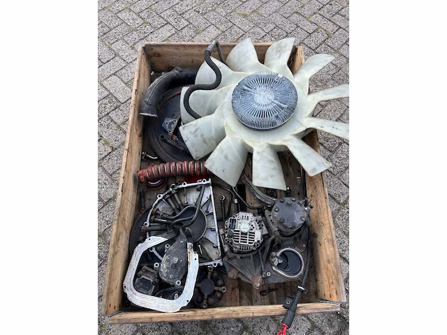 Scania 1307 dieselmotor - afbeelding 3 van  9