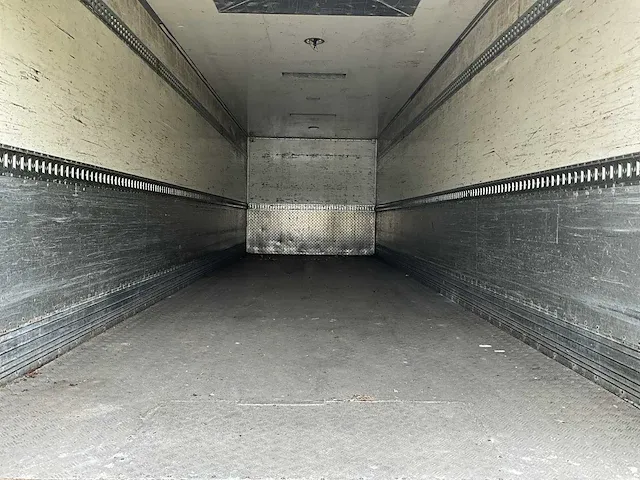 Scania 340 vrachtwagen - afbeelding 19 van  42