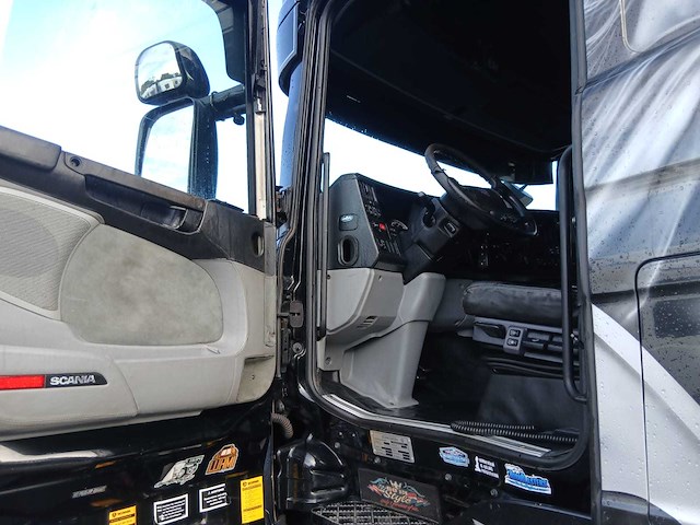 Scania met oplegger show truck - vrachtwagen - afbeelding 2 van  16