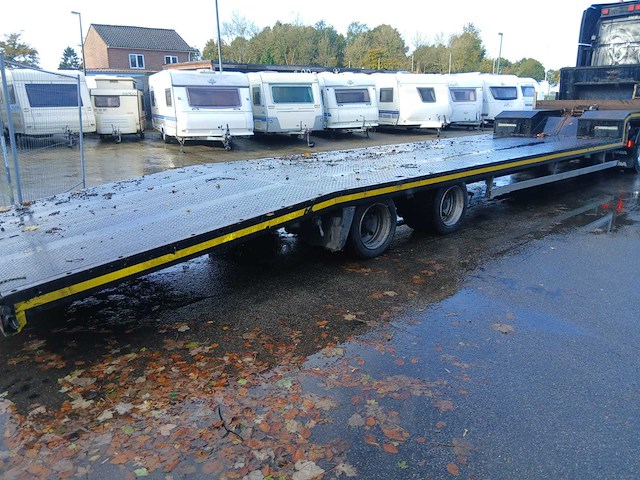 Scania met oplegger show truck - vrachtwagen - afbeelding 6 van  16