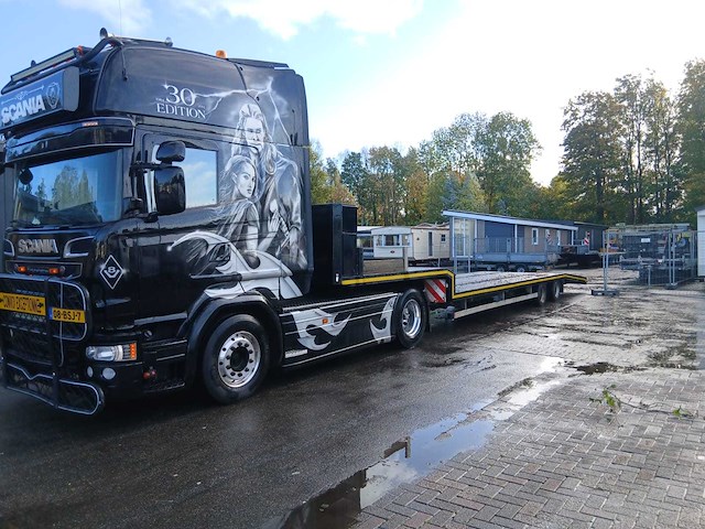 Scania met oplegger show truck - vrachtwagen - afbeelding 8 van  16