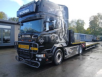 Scania met oplegger show truck - vrachtwagen