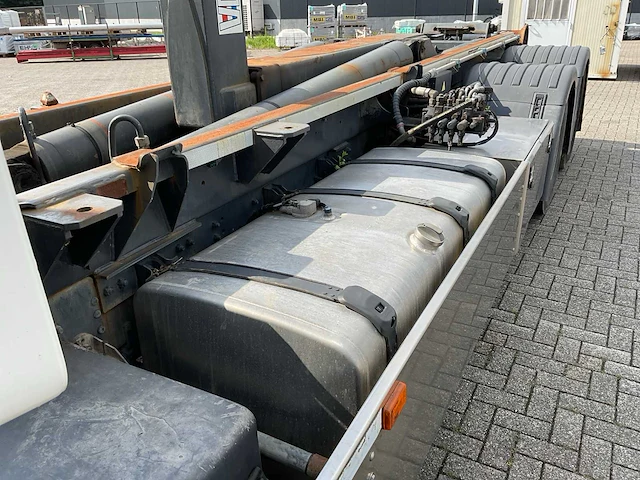Scania vrachtwagen - afbeelding 9 van  38