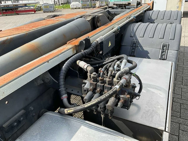 Scania vrachtwagen - afbeelding 10 van  38