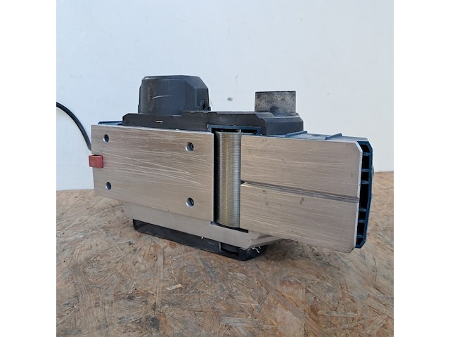 Schaafmachine - 230v bosch, gho 16-82, bouwjaar 2018 - afbeelding 3 van  4