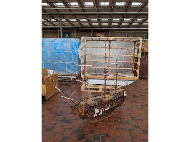 Schaalmodel driemaster - afbeelding 19 van  28